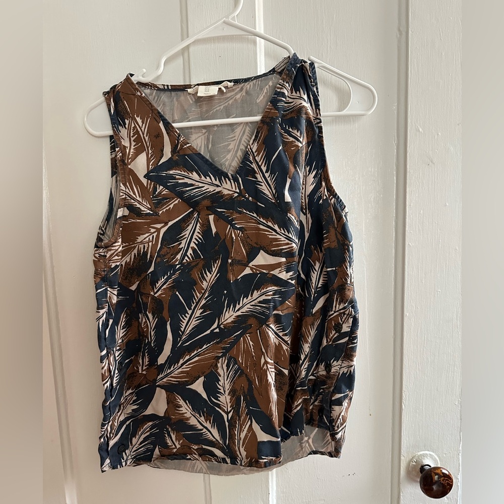 Patterned Tank
